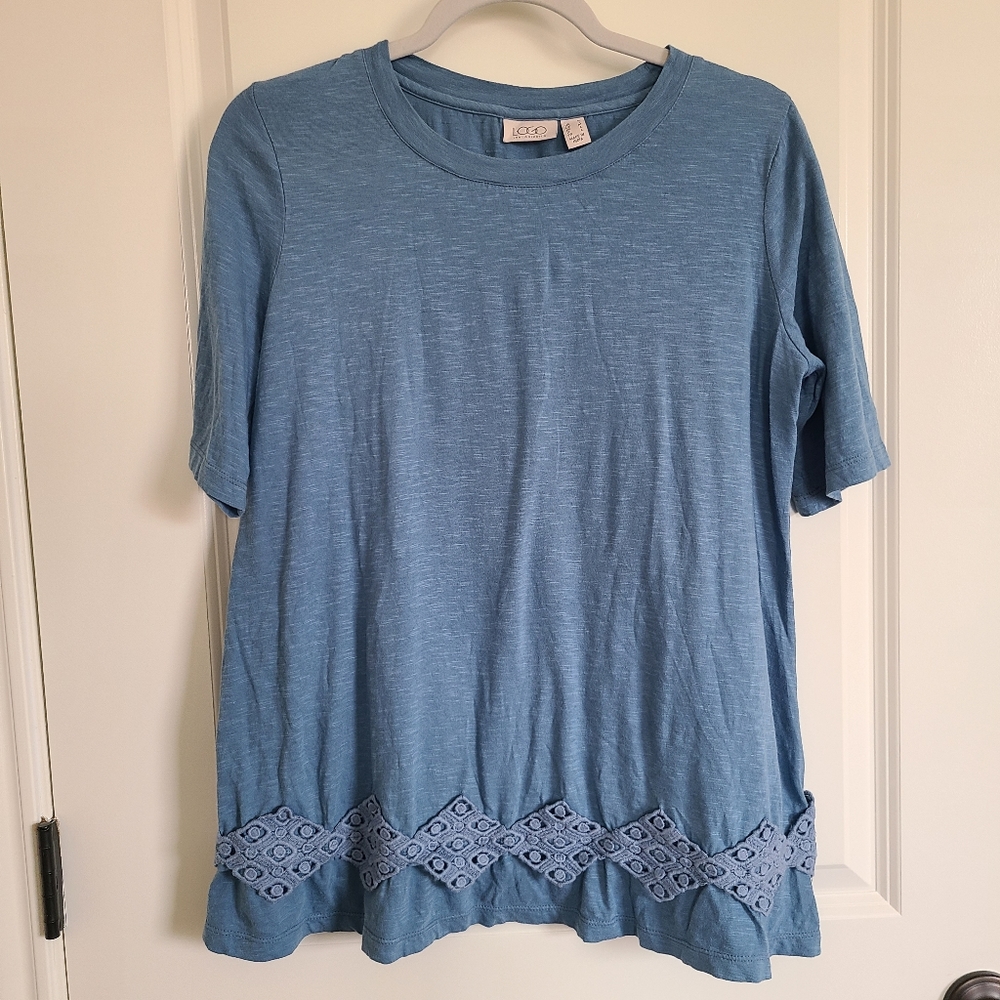 LOGO by Lori Goldstein Blue Short Sleeve Blouse Women's Medium